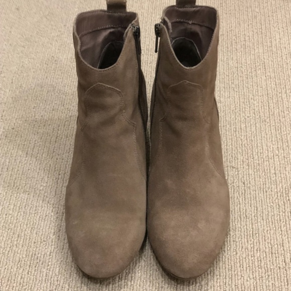 Steve Madden Hipstr Suede Heel Ankle Boot Sz 9.5 - Picture 2 of 6